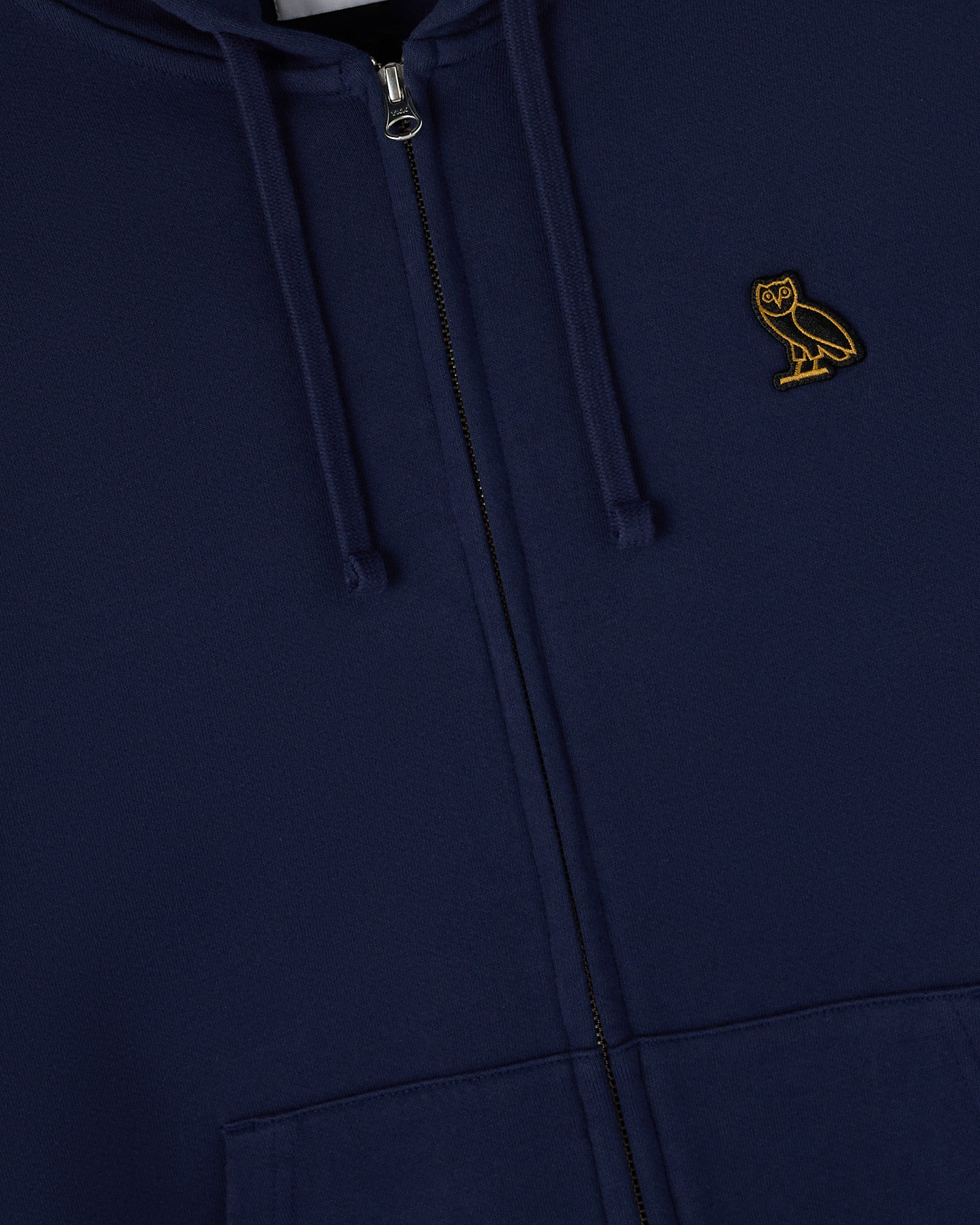 CLASSIC HOODIE